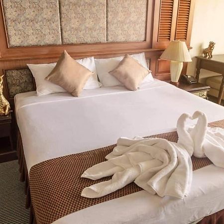 Lampang Wieangthong Hotel Exterior photo