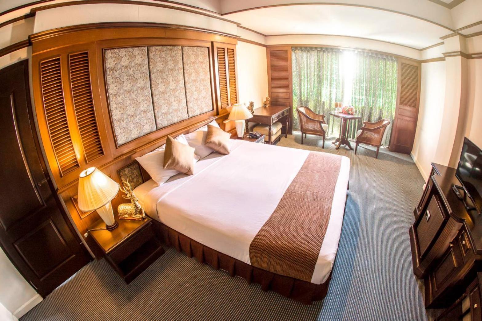 Lampang Wieangthong Hotel Exterior photo