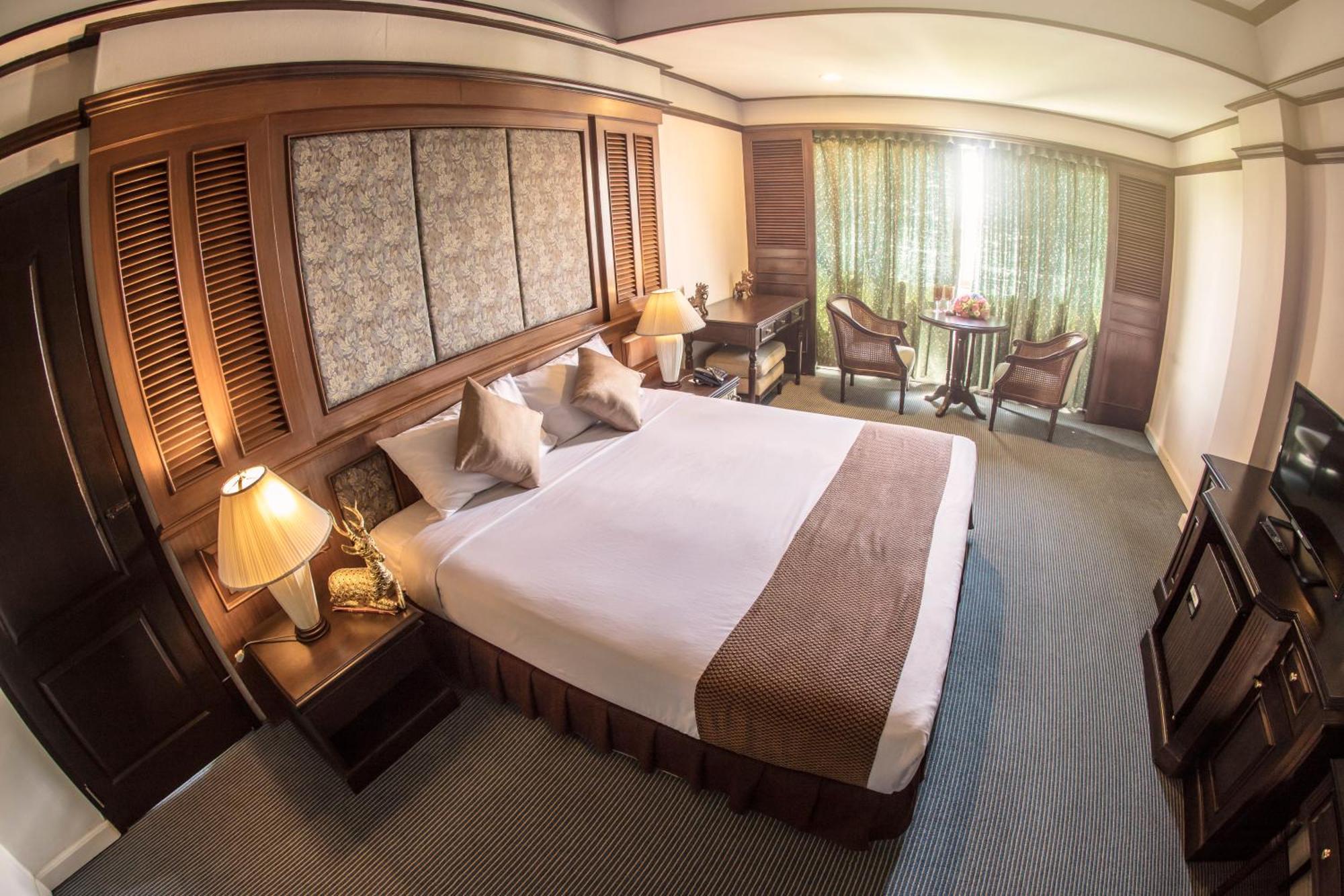 Lampang Wieangthong Hotel Exterior photo