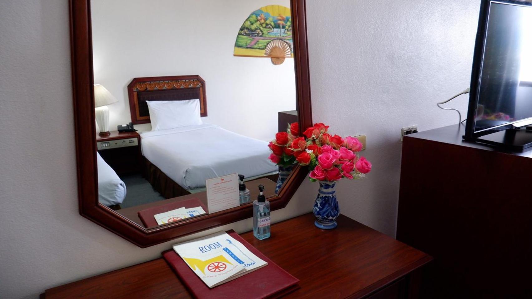 Lampang Wieangthong Hotel Exterior photo
